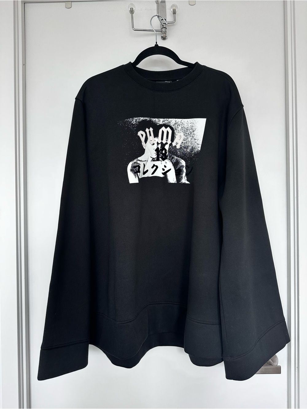 Black Graphic Crewneck Sweatshirt with Monochrome Print
